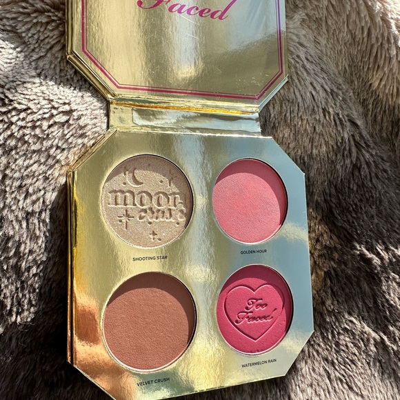 Too Faced Jewel Crush Blush & Highlighter - Picture 4 of 4
